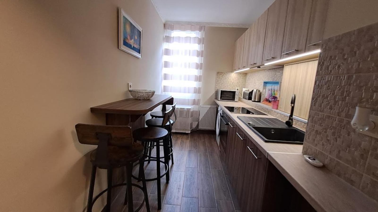 Szilfak City Apartman Hajdúszoboszló Exterior foto